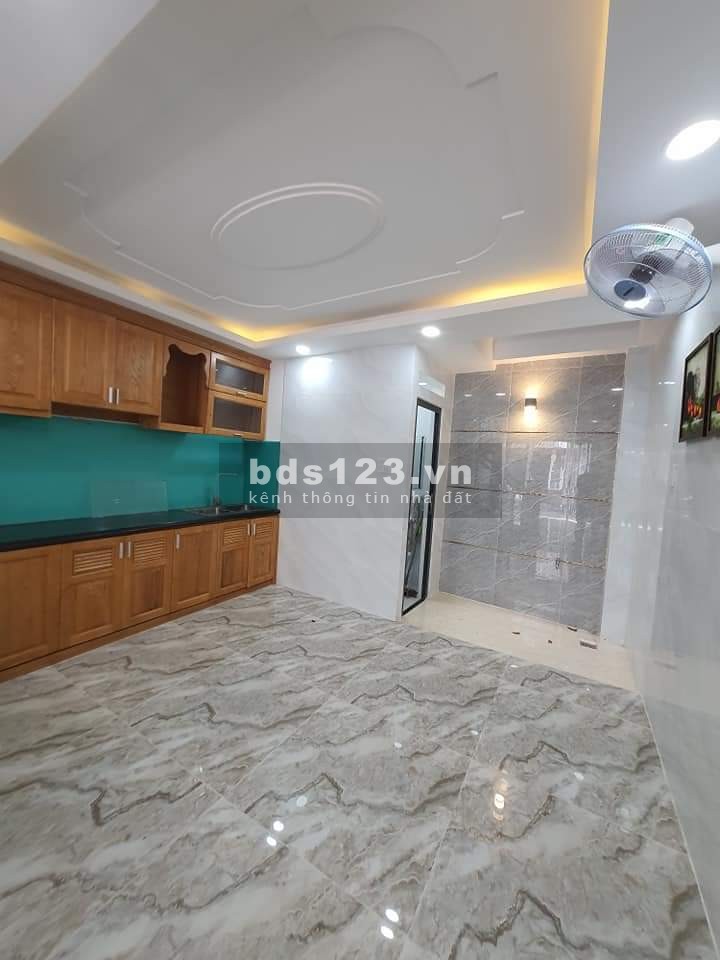 Nhà 4 tầng, hẻm xe hơi quay đầu, cạnh trung tâm Triển Lãm Tân Bình giá bán 6,3 tỷ