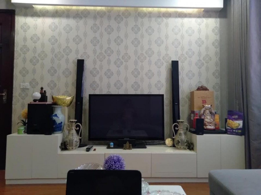 Bán nhà đẹp Lê Trọng Tấn Quận Thanh Xuân ô tô vào nhà, giá bán 3,95 tỷ.