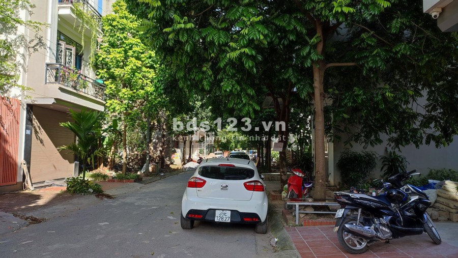 Nhà đẹp phân lô La Khê Hà Đông DT 50m2 6 tầng mt 4.2m giá hạ chào 6 tỷ 6 lh 0866729356