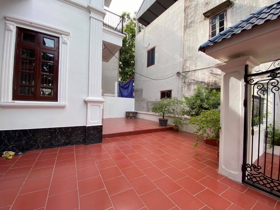 Bán nhà giá cực sốc chỉ 5 tỷ, có ngay biệt thự đẹp, phường Đông Mai, Quận Hà Đông