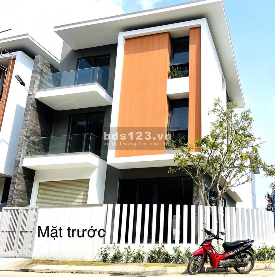 Sở hữu Biệt thự song lập nằm giữa 2 sân Golf chỉ cần đóng từ 30% giá trị