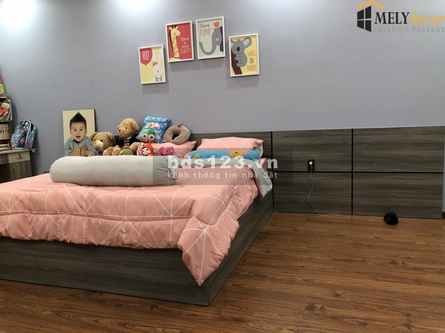 Bán nhà nguyên căn Quận Cầu Giấy, thiết kế thông minh, đẹp lung linh, dt 35m2, giá bán 3.99 tỷ