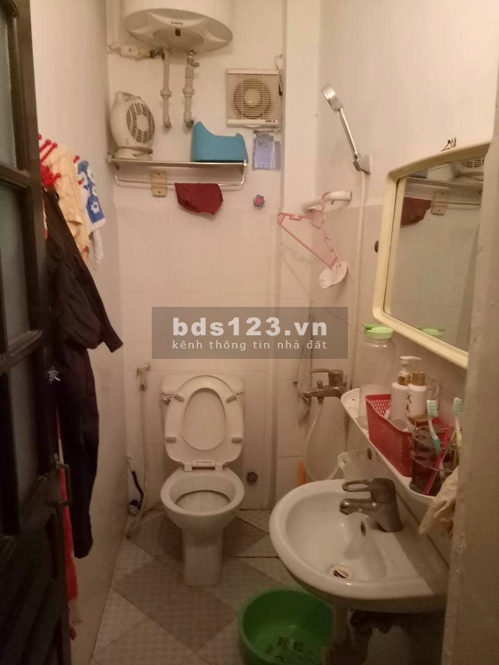 Bán nhà Mậu Lương, kinh doanh, view hồ dt 35m2, 4 tầng đúc, giá bán chỉ có 2,7 tỷ