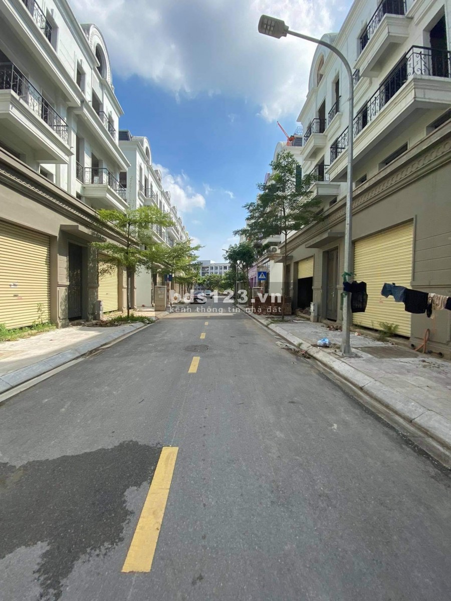 ShopHouse Sông Hồng Khu đô thị 31ha trâu quỳ rẻ nhất thị trường. LH 0983253436