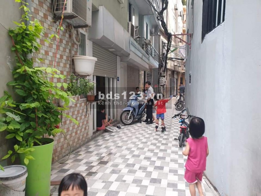 Bán siêu phẩm phố Hồ Tùng Mậu, Hà Nội, DT 43 m2, 5 tầng, giá bán 4.65 tỷ, mặt tiền 4.2 m.
