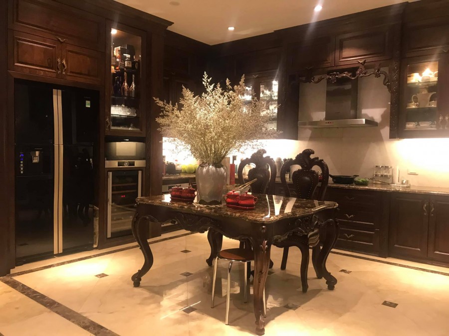 Siêu Phẩm biệt thự khu đô thị Ciputra diện tích sử dụng 200m2, đường lớn, xe ra vào