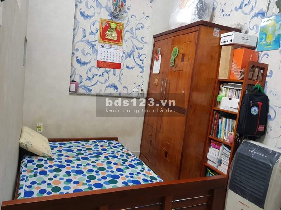 Bán nhà nguyên căn Tây Thạnh, 4 tầng, 4 pn, giá rẻ nhất khu vực chỉ 4.5 tỷ.