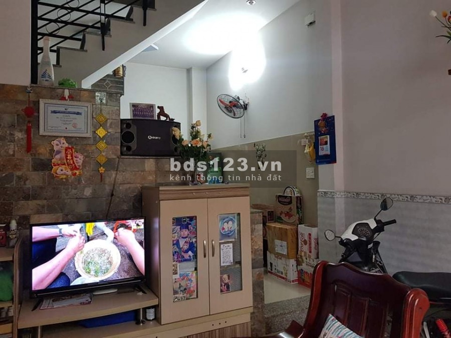 Bán nhà nguyên căn Tây Thạnh, 4 tầng, 4 pn, giá rẻ nhất khu vực chỉ 4.5 tỷ.