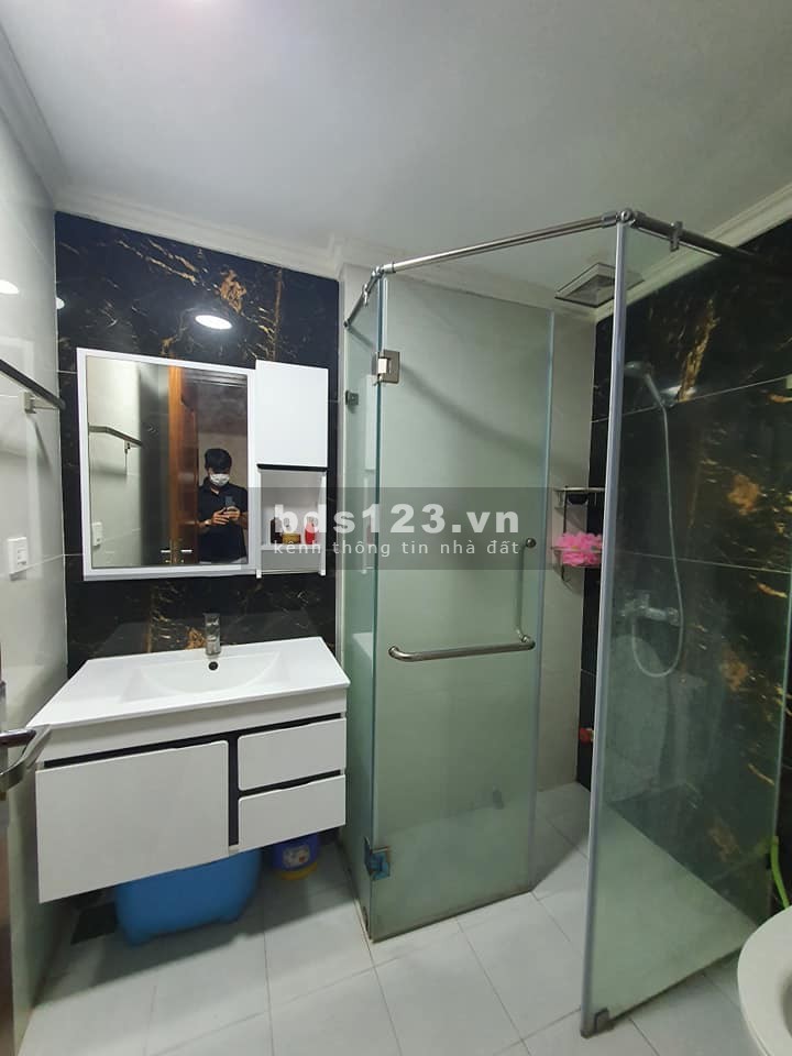 Bán nhà phố Chiến Thắng, Văn Quán, Hà Đông, vỉa hè ô tô tránh, kinh doanh sầm uất