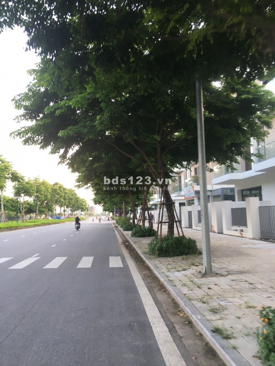 Bán nhà liền kề Văn Phú, Hà Đông, ô tô kinh doanh siêu rẻ, giá bán 4.8 tỷ