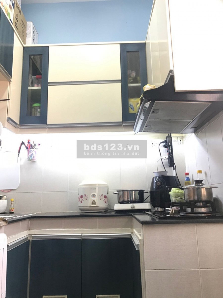 Bán gấp nhà Nguyễn Kiệm, P3, Gò Vấp, dt 3.2x10m, 1 trệt, 1 lầu, giá bán 3.65 tỷ