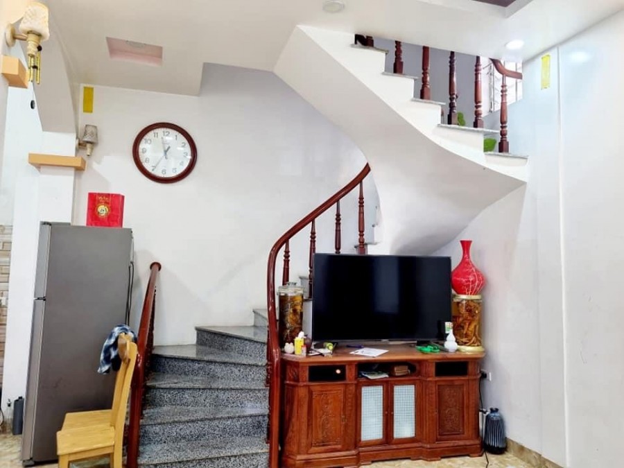 Có nhà đẹp rộng 62m chỉ 3tỷ mt 6m gần trung tâm Hà Đông Chủ cần bán gấp nhà đẹp rộng