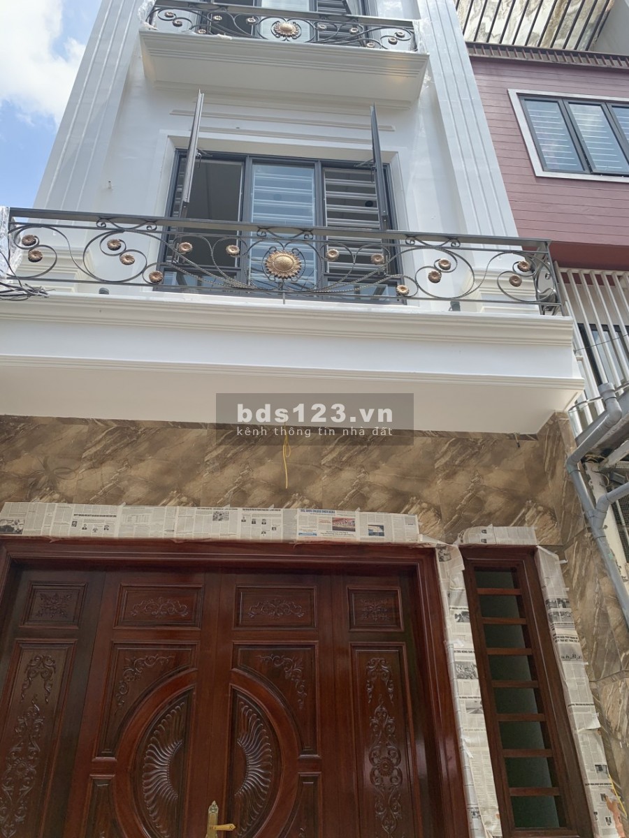 Bán nhà 4 tầng x 58m2 PL ô tô tránh ngõ 143 Nguyễn Chính, Hoàng Mai giá 7,6 tỷ. LH 0912442669