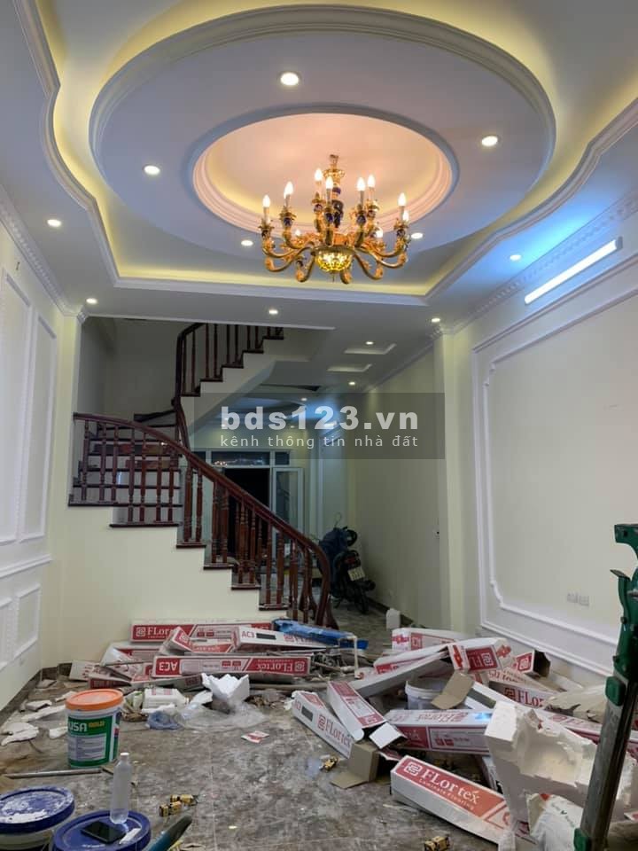 Bán nhà 4 tầng x 58m2 PL ô tô tránh ngõ 143 Nguyễn Chính, Hoàng Mai giá 7,6 tỷ. LH 0912442669