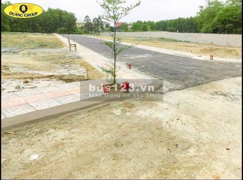 Bán gấp lô đất nở hậu cực đẹp tại Thị trấn Cam Lộ, giá bán 453 triệu, pháp lí chính chủ