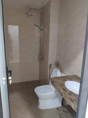 Cần bán nhà nguyên căn gía bán 10 tỷ, nhà đẹp rộng, diện tích sử dụng 52m2, đúc kiên cố