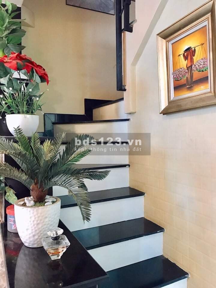 Nhà nguyên căn hẻm xe hơi Nguyễn Thái Sơn, dt 35m2, giá bán 3.5 tỷ, Quận Gò Vấp