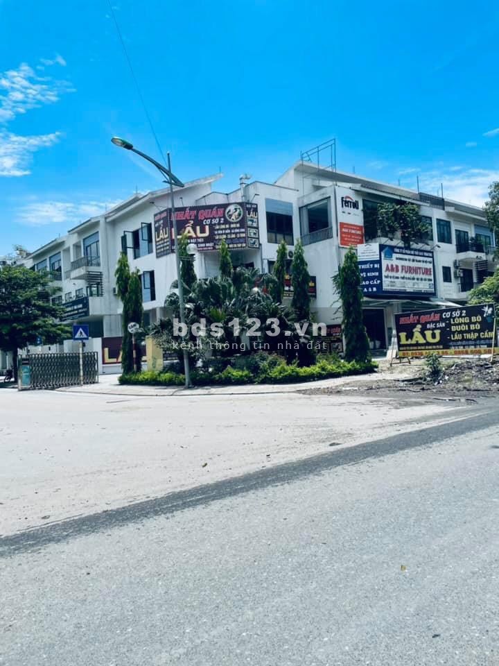 Bán nhà Xuân Phương tặng nội thất ô tô đỗ, đúc 5 tầng giá 2.5 tỷ LH 0962157266