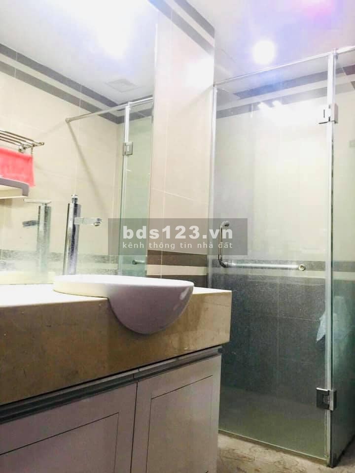 Chính chủ bán nhà 55m phân lô Gia Thụy, Long Biên, gara, ô tô tránh nhỉnh 6.5 tỷ lh 0888868583