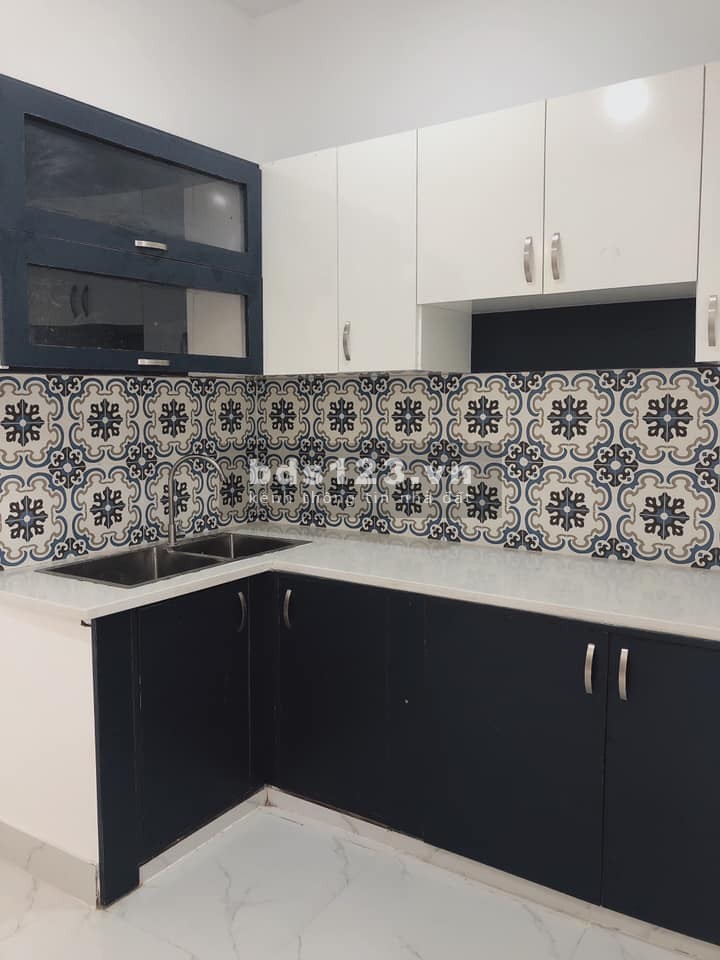 DT 52.5m2 công nhận đủ nhỉnh 4 tỷ, nhà mới đẹp vào ở liền cách mặt tiền 10m