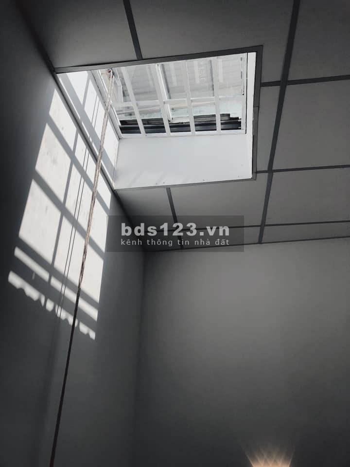 DT 52.5m2 công nhận đủ nhỉnh 4 tỷ, nhà mới đẹp vào ở liền cách mặt tiền 10m