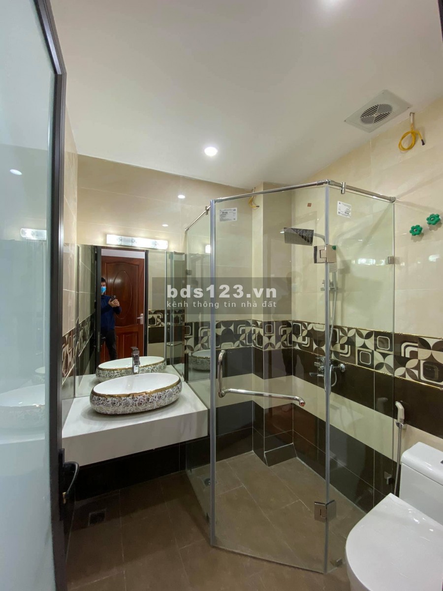 Nhà Mặt Đường Kinh Doanh Tốt Mọi Mặt Hàng, Vỉa Hè Riêng Vip Nhất Phố