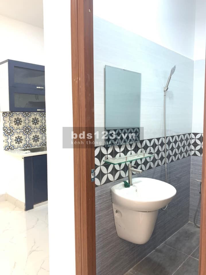 DT 52.5m2 công nhận đủ nhỉnh 4 tỷ, nhà mới đẹp vào ở liền cách mặt tiền 10m