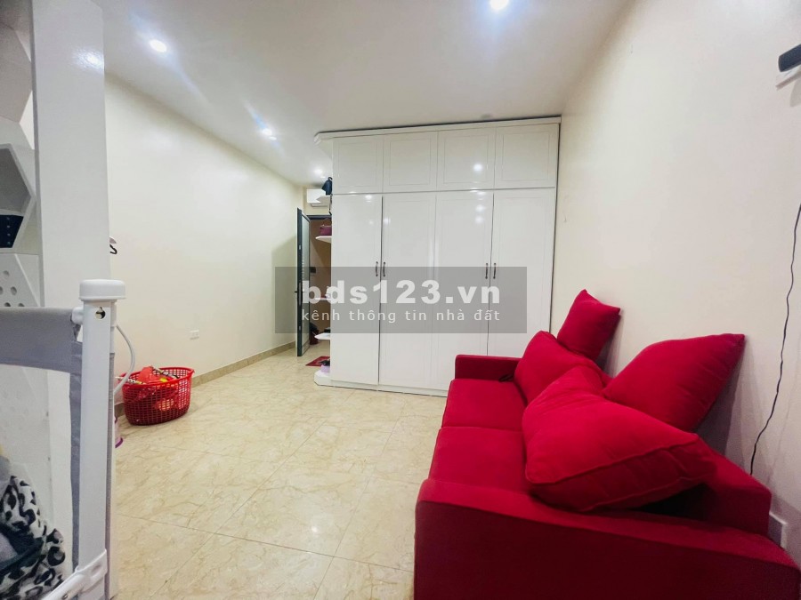 Bán nhà Ngọc Thụy Long Biên, 5 tầng, DT 110m2, 5.5 tỉ Gara, Sân Vườn, rất đáng sống