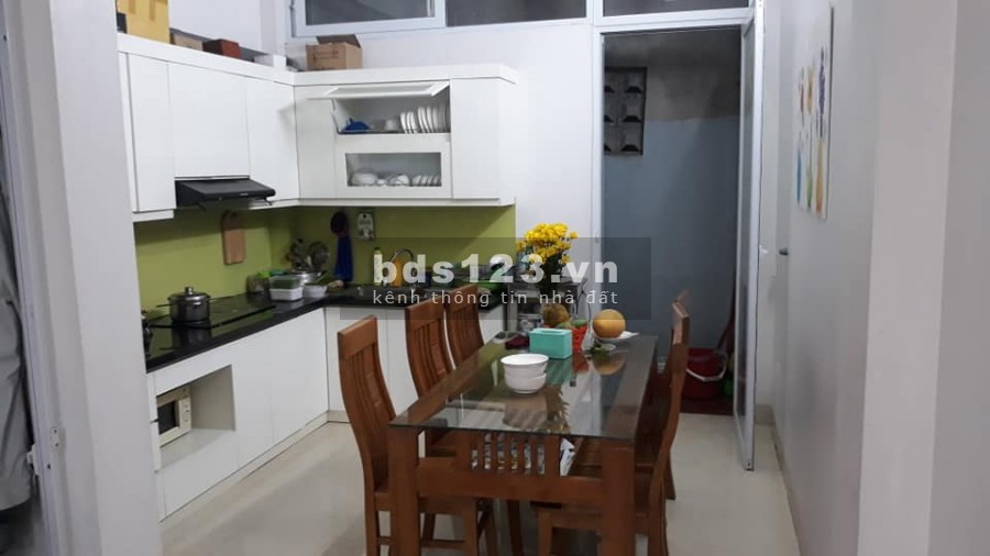 Bán nhà ngõ ô tô vào nhà, 4 phòng ngủ, dt 45m2 5 tầng, Tư Đình, Quận Long Biên