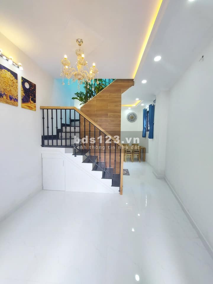 Nhỉnh 3 TỶ Nơ Trang Long Trung tâm Bình Thạnh 27m2 Nhà mới Tặng toàn bộ nội thất