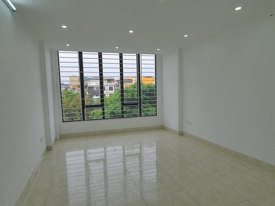 Bán nhà mặt phố Khương Đình diện tích 62m2, 7 tầng, thang máy kinh doanh, giá 15.5 tỷ