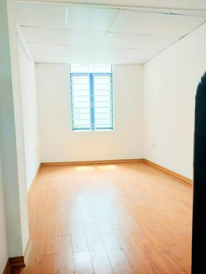 Bán nhà 4 tầng Võ Chí Công giao thông thuận tiện ngõ to, giá. chỉ 1.69 tỷ, có sổ đỏ