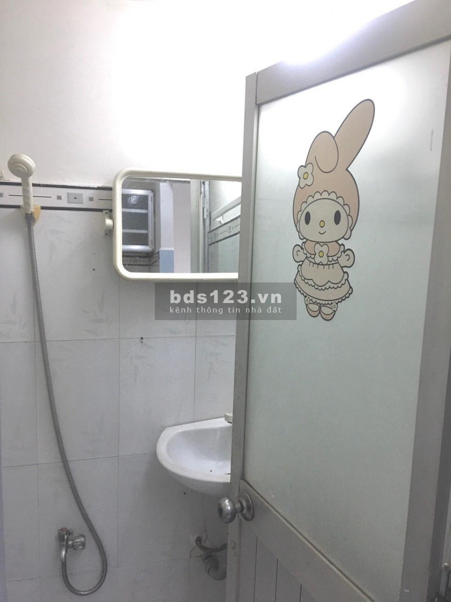 Bán gấp nhà Thích Quảng Đức, Quận Phú Nhuận giá bán 3.9 tỷ, lh 0914978038