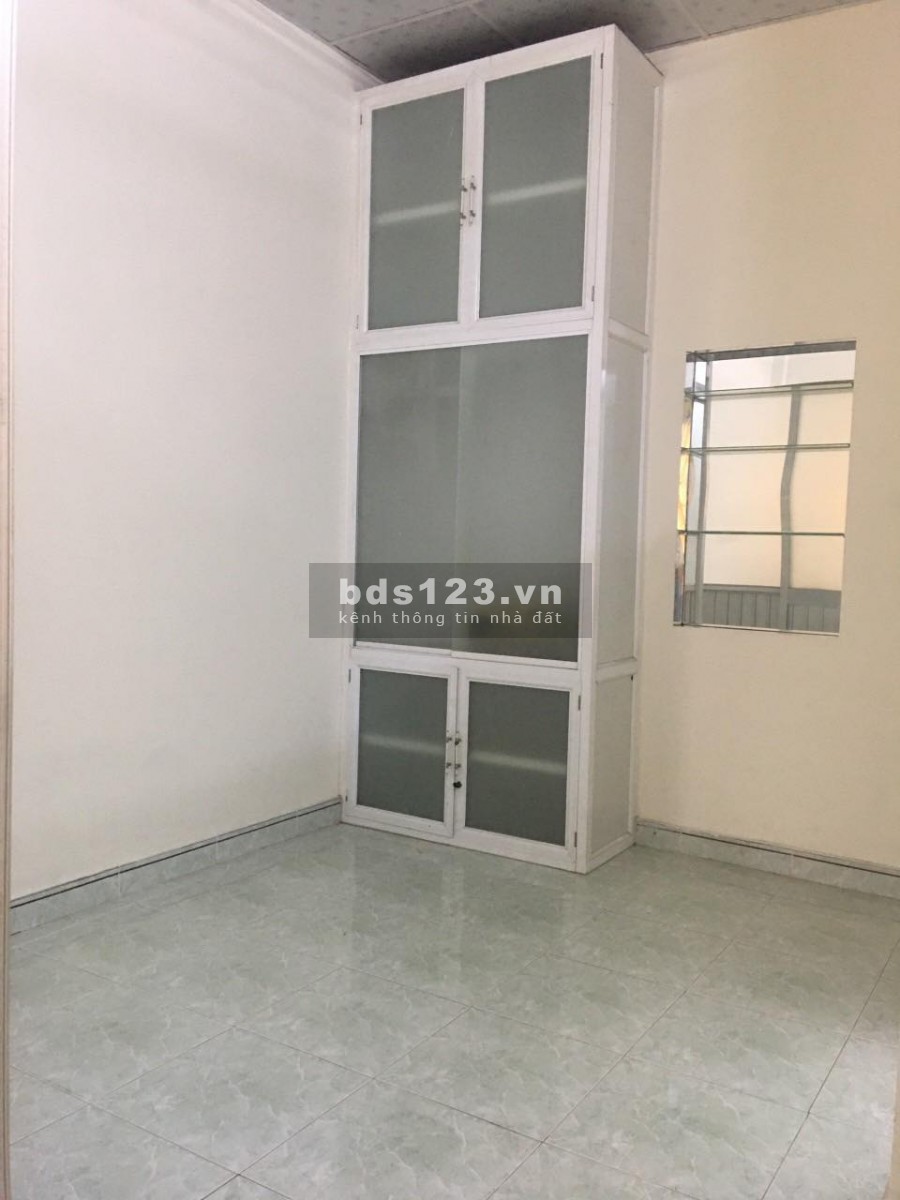 Bán gấp nhà Thích Quảng Đức, Quận Phú Nhuận giá bán 3.9 tỷ, lh 0914978038