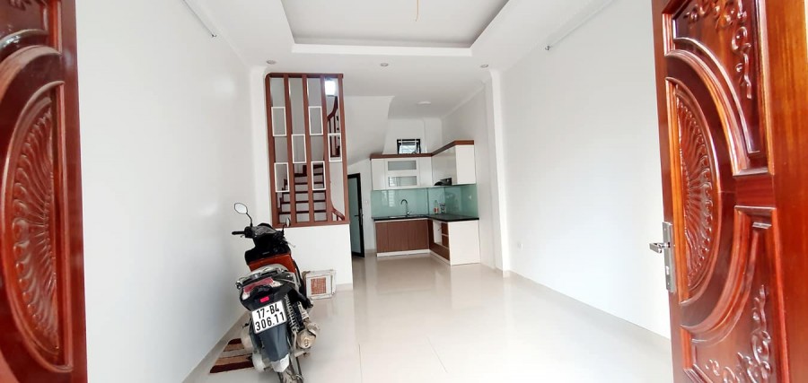 Sốc bán chỉ 2.95 tỷ. Nhà đẹp ở ngay Hồ Tùng Mậu, diện tích 30m2, 5 tầng ô tô đỗ