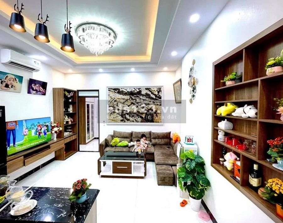 Bán nhà Mỹ Đình dt 80m2, 7 tầng thang máy vừa ở vừa kinh doanh thu nhập 90tr/ tháng