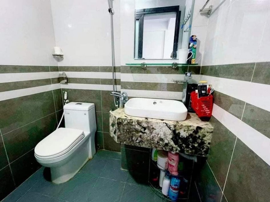 Dịch bệnh bán gấp toàn căn hộ Mỹ Đình 80m2, 7 tầng kinh doanh 100 triệu/tháng