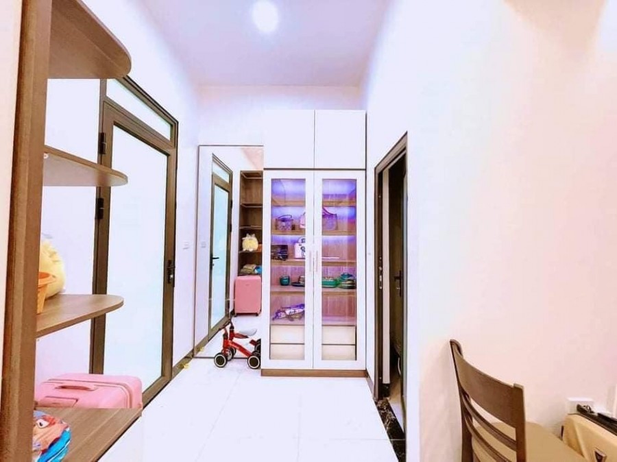 Dịch bệnh bán gấp toàn căn hộ Mỹ Đình 80m2, 7 tầng kinh doanh 100 triệu/tháng