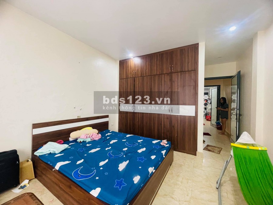 Bán nhà Ngọc Thụy Long Biên, 5 tầng, DT 110m2, 5.5 tỉ Gara, Sân Vườn, rất đáng sống