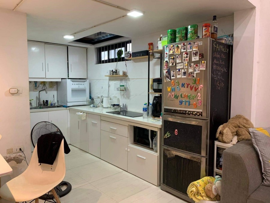 Bán Nhà Giải Phóng gần bến xe Giáp Bát diện tích 50m2 ô tô đỗ cửa 40tr/m2