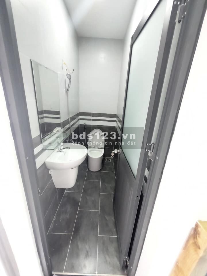 Nhỉnh 3 TỶ Nơ Trang Long Trung tâm Bình Thạnh 27m2 Nhà mới Tặng toàn bộ nội thất