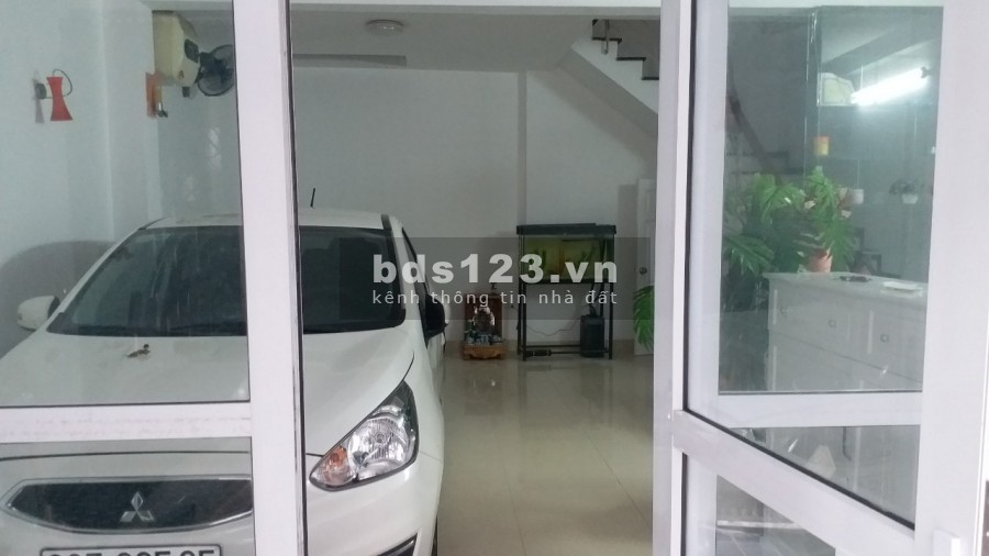 Bán nhà Ái Mộ siêu hiếm, vị trí đẹp 20m ô tô tránh Gara giá bán nhỉnh 4 tỷ