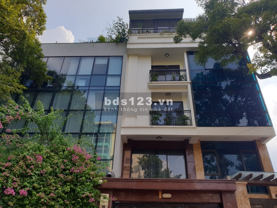 Bán nhà, Mặt phố, kinh doanh đỉnh, Hồ Tùng Mậu, diện tích 89m2, giá 12.9 tỷ