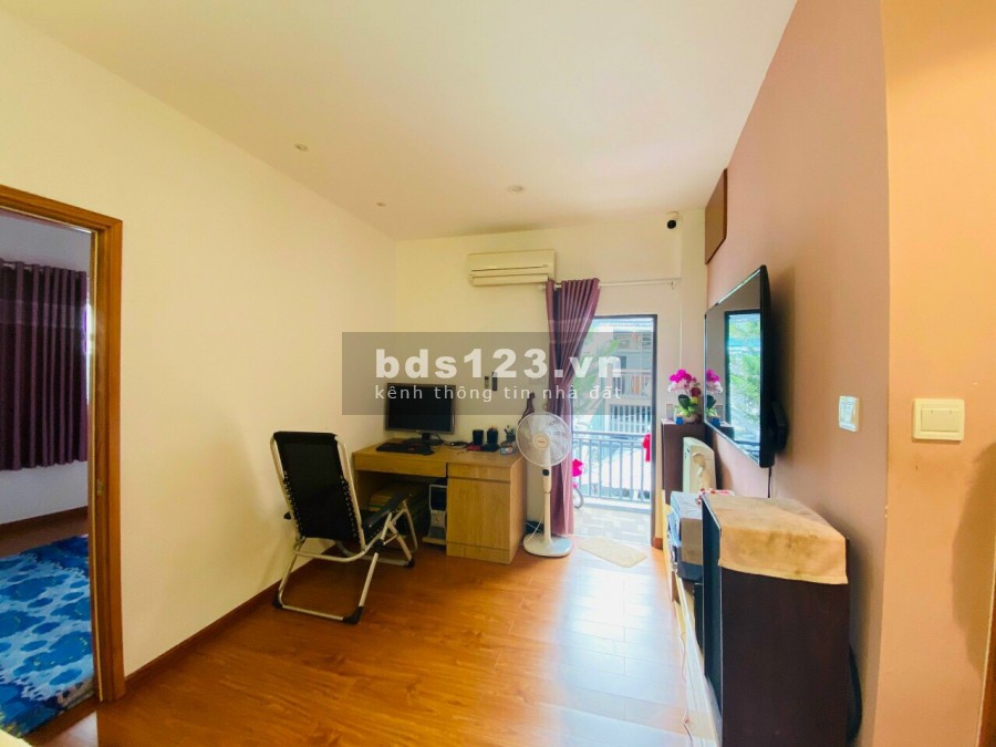 Bán nhà xinh xắn ở ngay gần phòng công chứng số 6, Quận Bình Thạnh, giá 5.5 tỷ