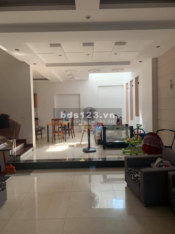 Bán nhà, Mặt phố, kinh doanh đỉnh, Hồ Tùng Mậu, diện tích 89m2, giá 12.9 tỷ