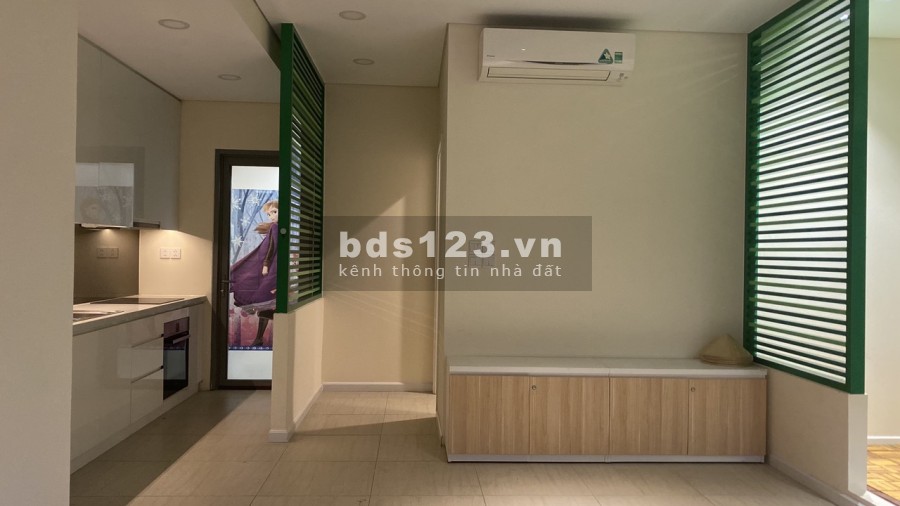 Cho thuê căn hộ 3 phòng ngủ, dt 143m2, Full nội thất, giá 35 triệu/tháng. LH. 0792317869 (Phan Cường)