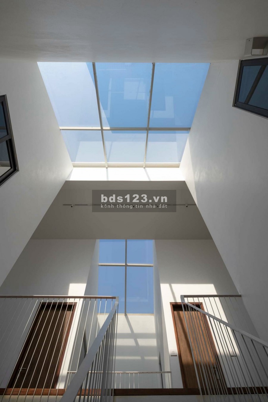 Chuẩn bị mở bán shophouse 1 trệt, 1 lầu rưỡi tại dự án Mekong Centre, an ninh