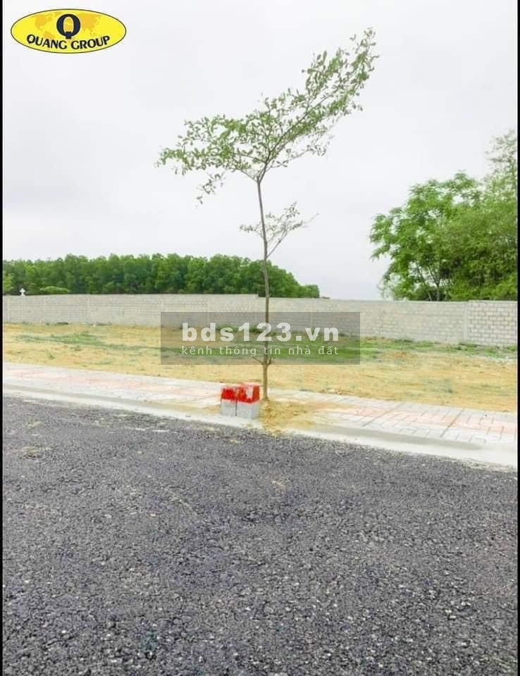 Bán gấp lô đất nở hậu cực đẹp tại Thị trấn Cam Lộ, giá bán 453 triệu, pháp lí chính chủ