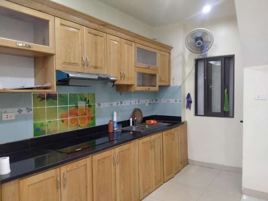 Quá hiếm Bán nhà phố Lương Đình Của Đống Đa gần BV ĐH Y thoáng rộng chục oto đỗ chỉ 3.8 tỷ