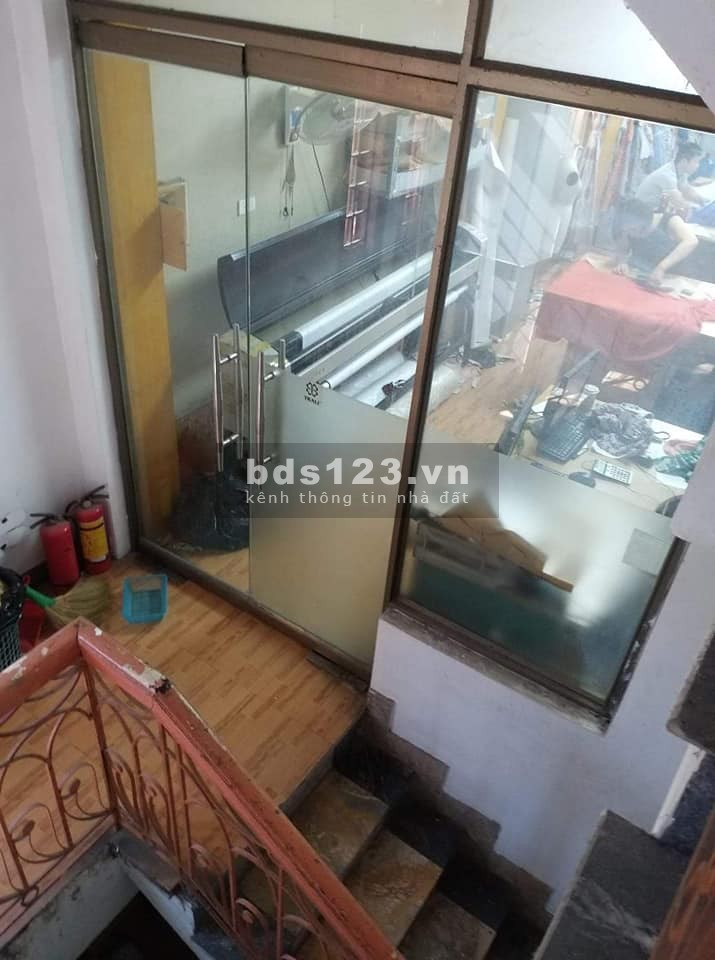 Bán nhà mặt phố Khâm Thiên, dt 100m2, 7 tầng, thang máy, giá bán nhanh 29.5 tỷ